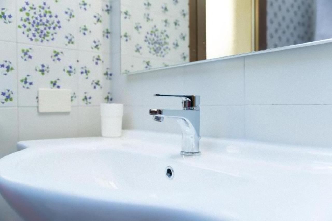 Tourist House Bologna - Fringe - Self Check-In Apartment ภายนอก รูปภาพ