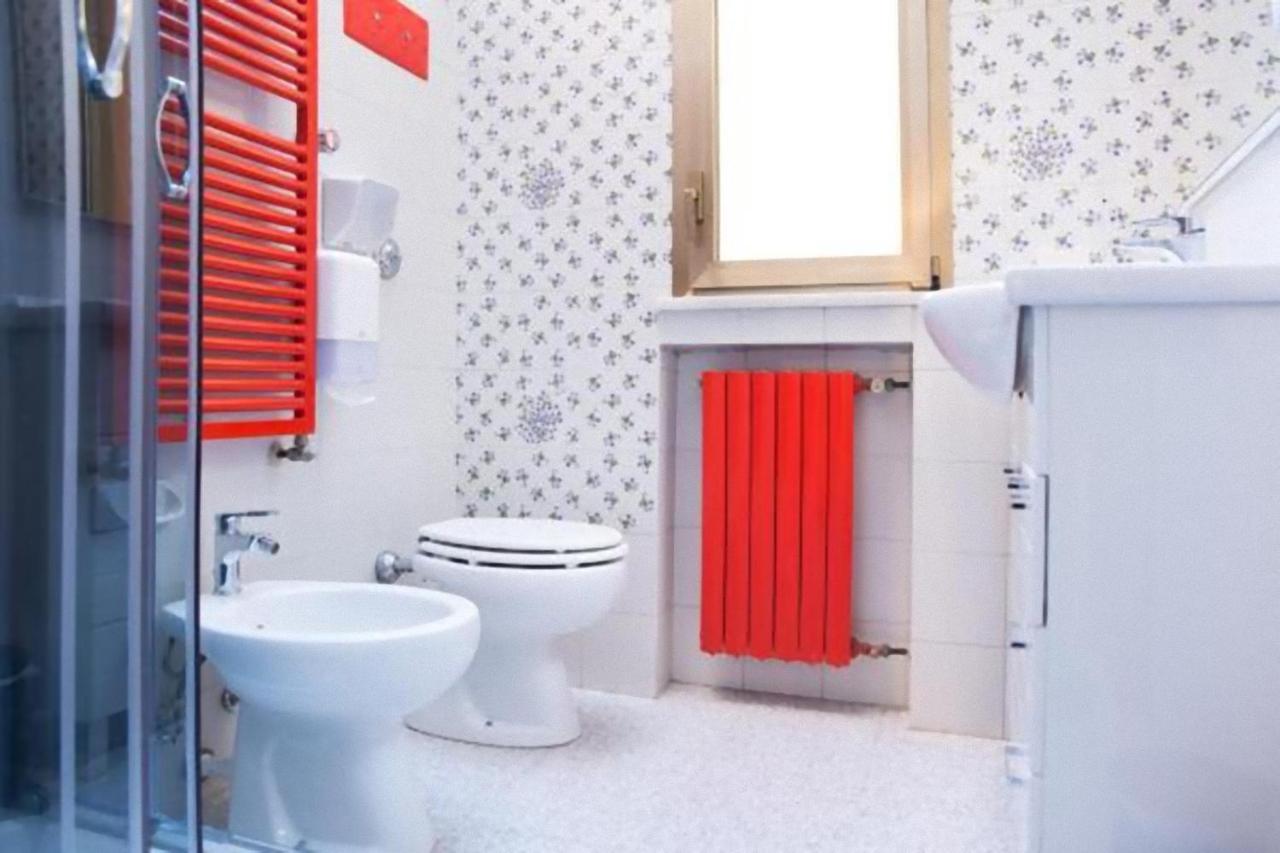 Tourist House Bologna - Fringe - Self Check-In Apartment ภายนอก รูปภาพ